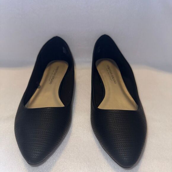 Christian Siriano Flats - Picture 1 of 6